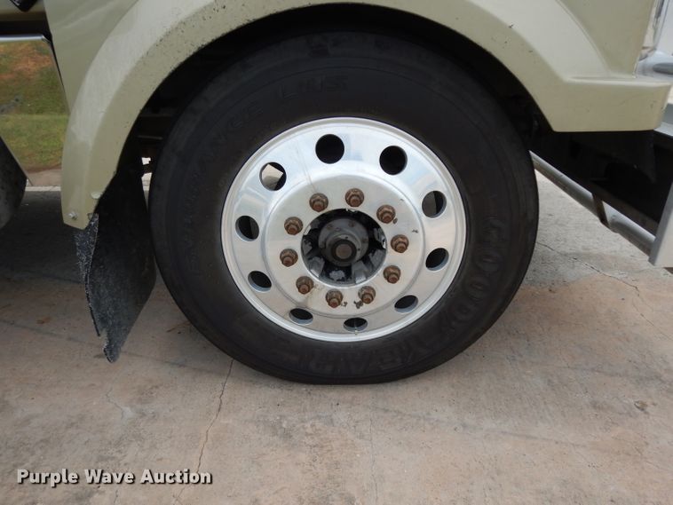 image for item DG6868 2007 Western Star 4900FA  semi truck