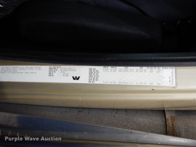 image for item DG6868 2007 Western Star 4900FA  semi truck