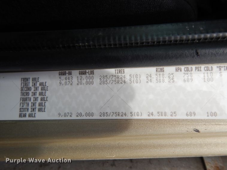 image for item DG6868 2007 Western Star 4900FA  semi truck