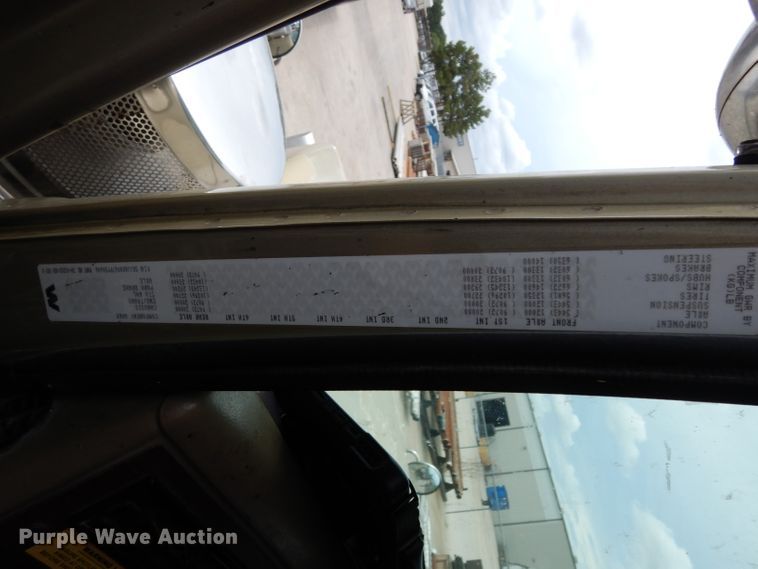 image for item DG6868 2007 Western Star 4900FA  semi truck