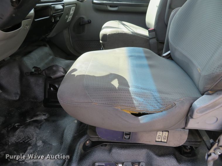 image for item DH1111 2008 Ford F650 Super Duty  box truck