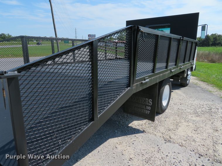 image for item DH1124 2003 Isuzu NPC7SC  flatbed truck