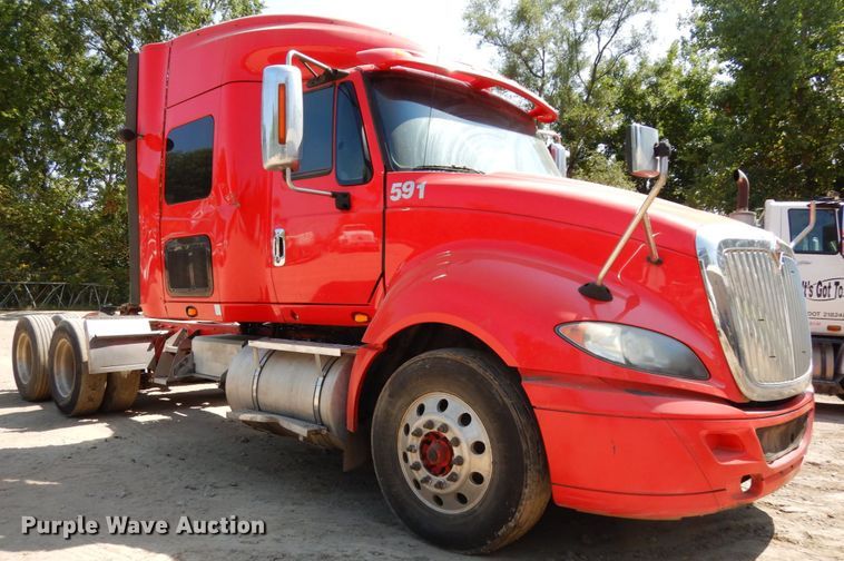 image for item DH6605 2012 International ProStar Plus 122  semi truck