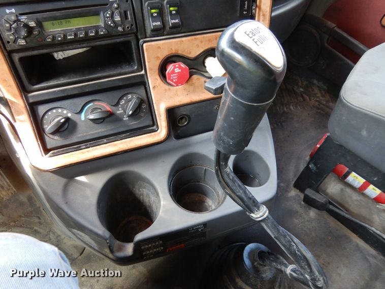 image for item DH6605 2012 International ProStar Plus 122  semi truck