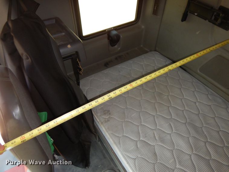 image for item DH6605 2012 International ProStar Plus 122  semi truck