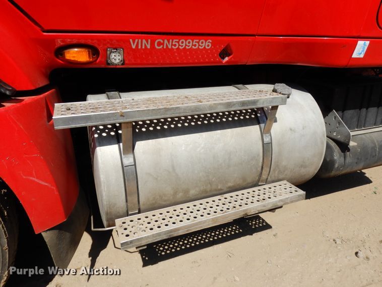 image for item DH6605 2012 International ProStar Plus 122  semi truck