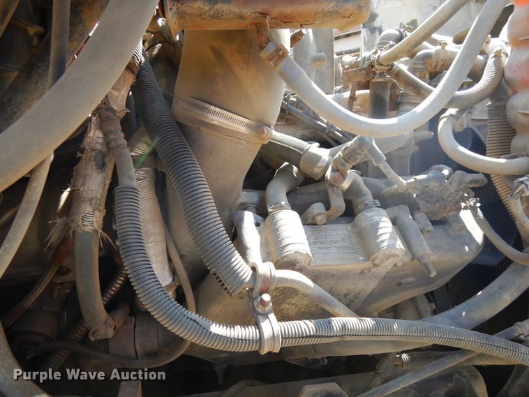 image for item DH6606 2011 International TranStar 8600  semi truck