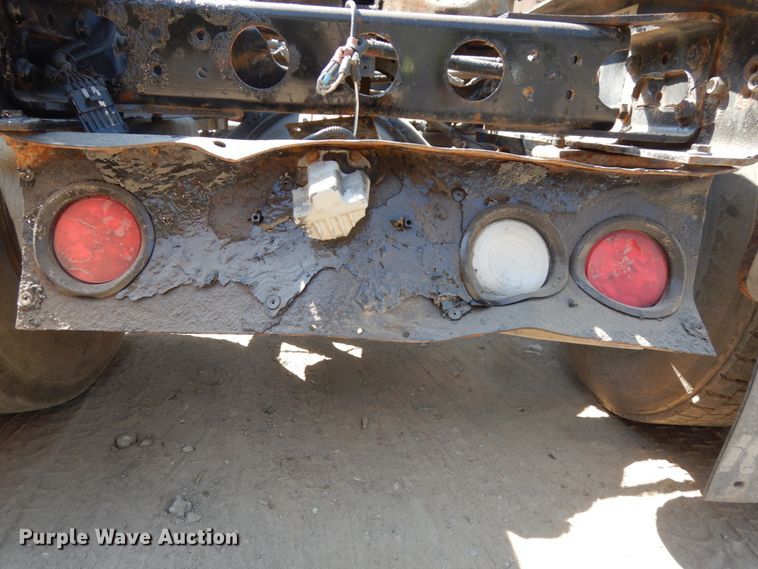 image for item DH6606 2011 International TranStar 8600  semi truck