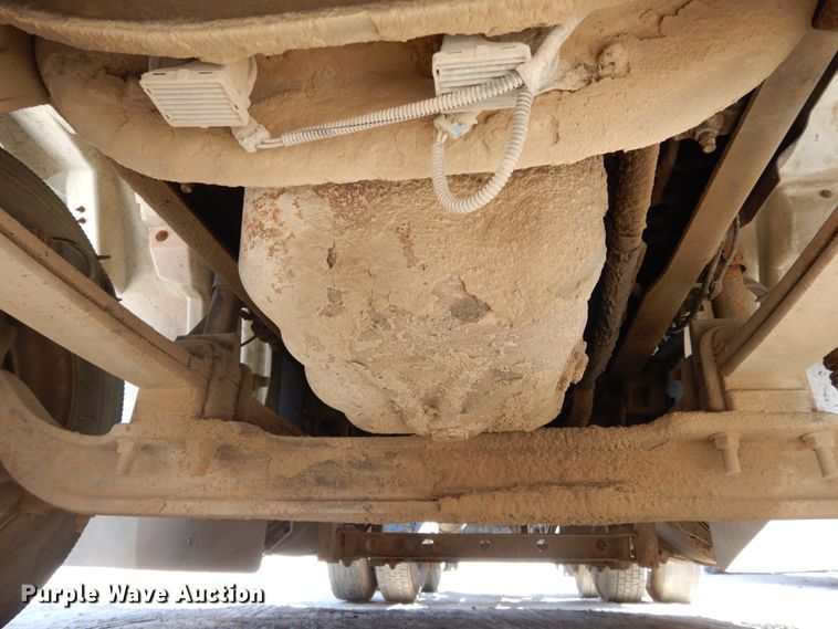 image for item DH6606 2011 International TranStar 8600  semi truck