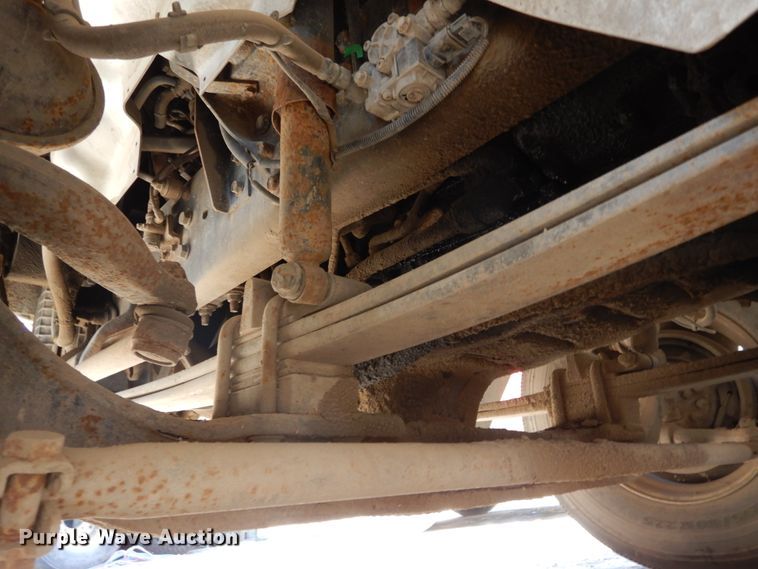 image for item DH6606 2011 International TranStar 8600  semi truck