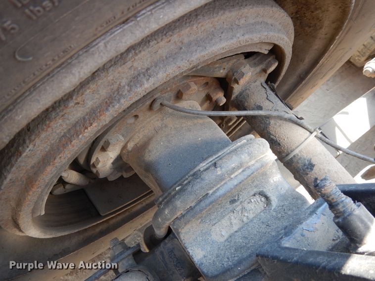 image for item DH6606 2011 International TranStar 8600  semi truck