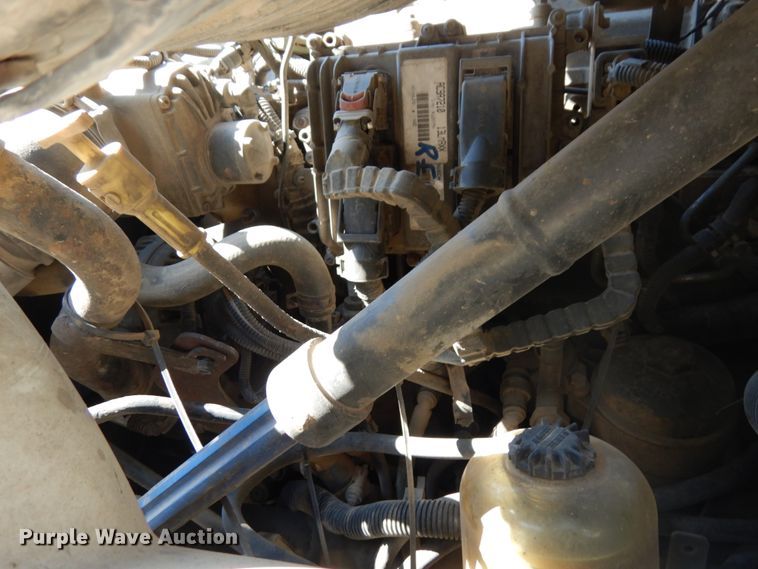 image for item DH6607 2012 International TranStar 8600  semi truck