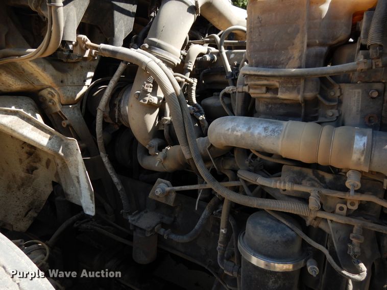 image for item DH6607 2012 International TranStar 8600  semi truck