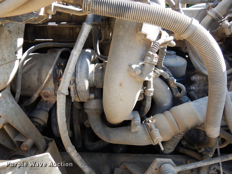 image for item DH6607 2012 International TranStar 8600  semi truck