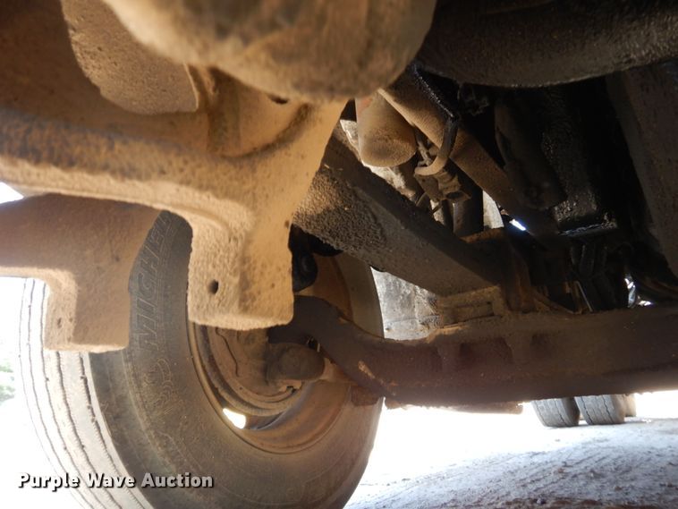 image for item DH6607 2012 International TranStar 8600  semi truck