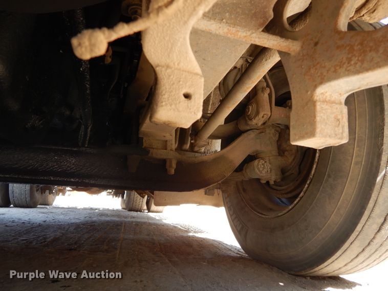 image for item DH6607 2012 International TranStar 8600  semi truck