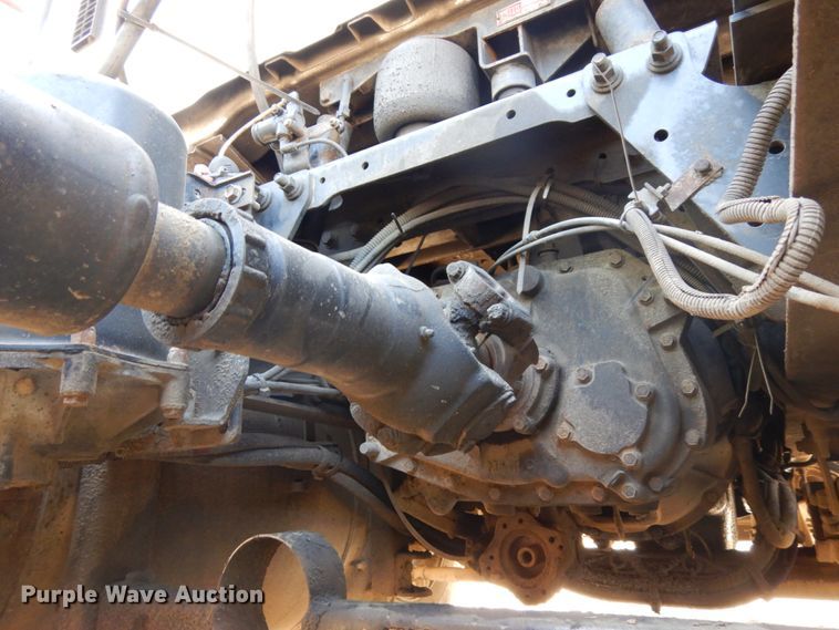 image for item DH6607 2012 International TranStar 8600  semi truck