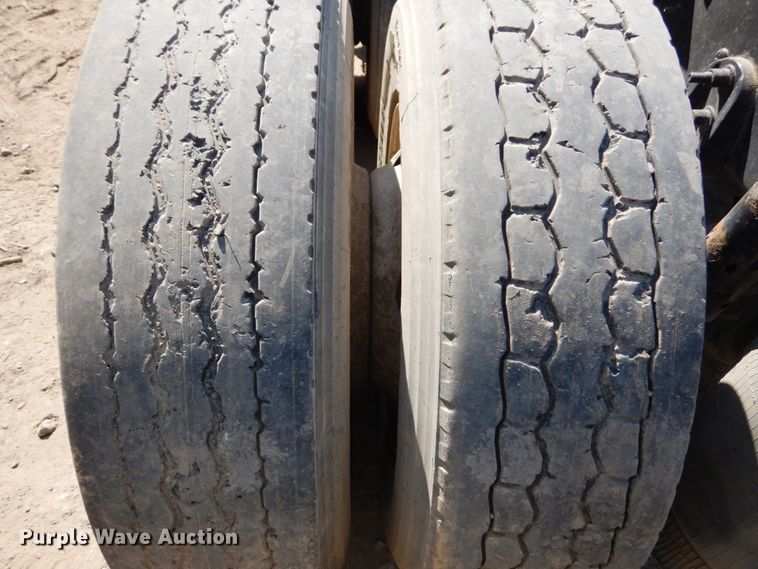 image for item DH6607 2012 International TranStar 8600  semi truck