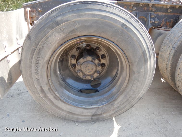 image for item DH6607 2012 International TranStar 8600  semi truck