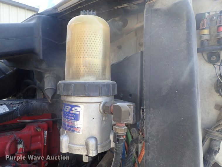 image for item DI4595 2006 International 9400i  semi truck