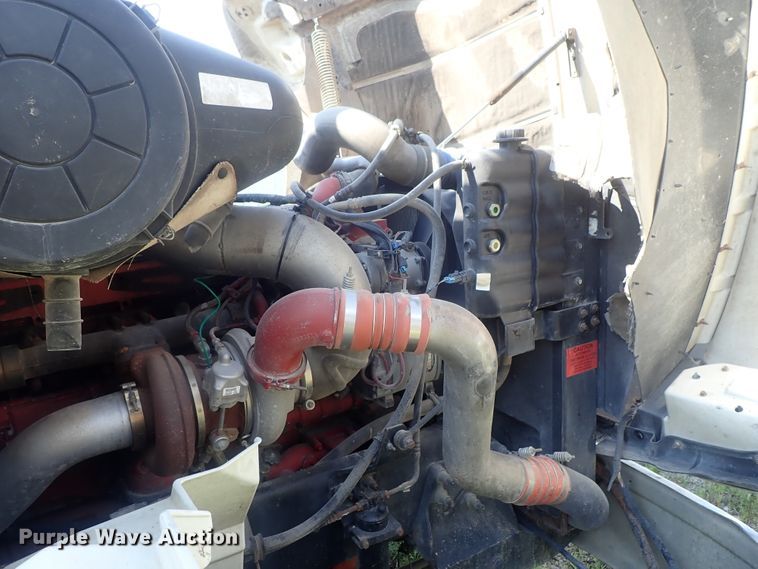 image for item DI4595 2006 International 9400i  semi truck