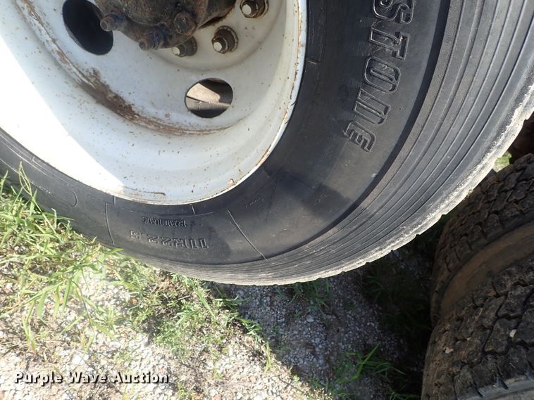 image for item DI4595 2006 International 9400i  semi truck