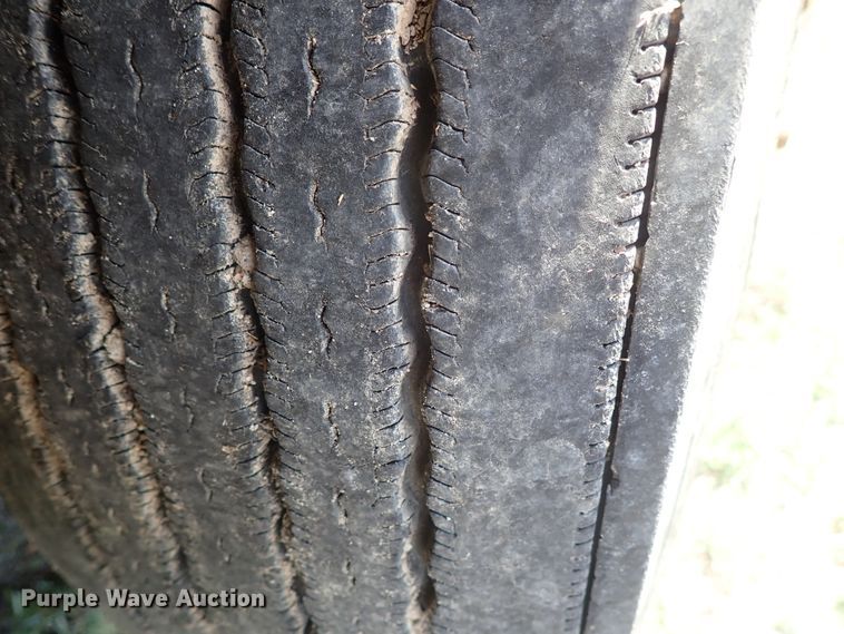 image for item DI4595 2006 International 9400i  semi truck