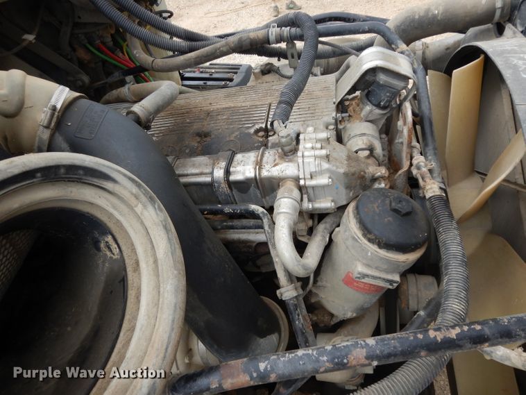 image for item DI5272 2007 Freightliner Columbia  semi truck