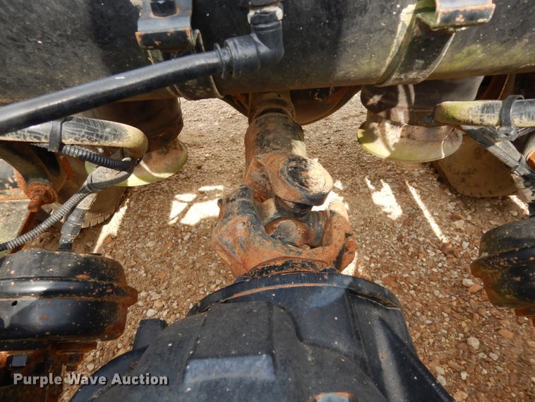 image for item DI5272 2007 Freightliner Columbia  semi truck