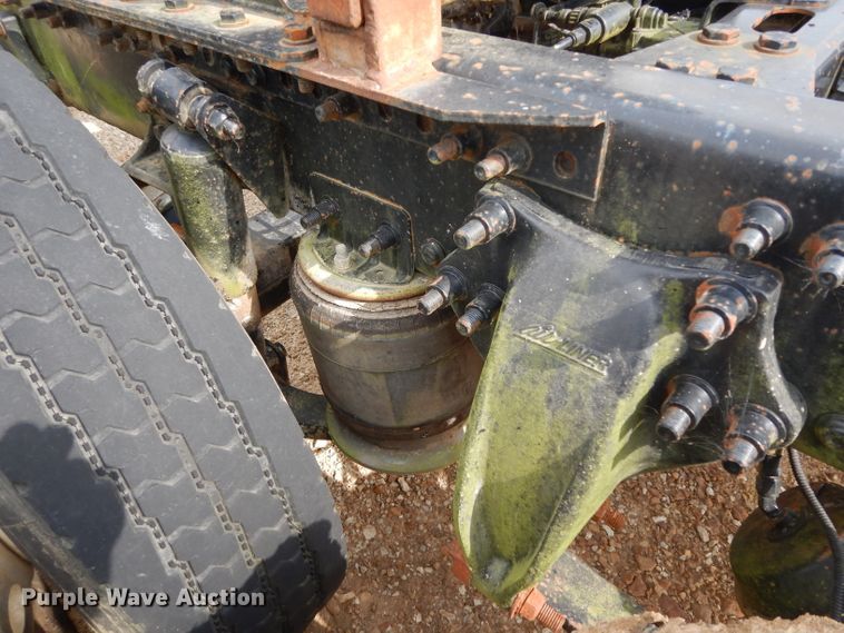 image for item DI5272 2007 Freightliner Columbia  semi truck