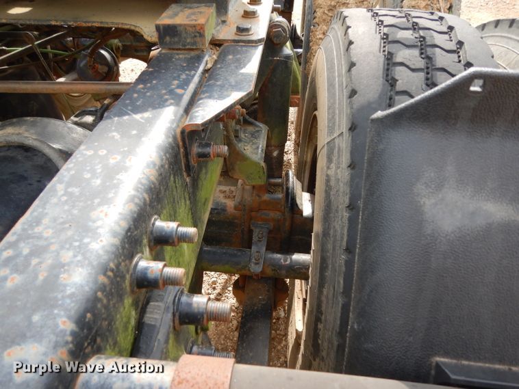 image for item DI5272 2007 Freightliner Columbia  semi truck