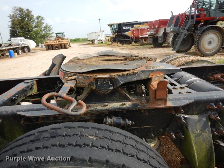 image for item DI5272 2007 Freightliner Columbia  semi truck