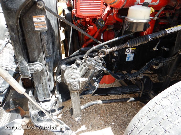 image for item DJ0750 2012 Kenworth T700  semi truck