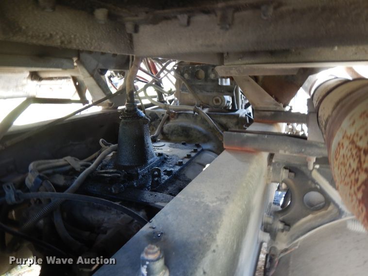 image for item FN9320 1986 Freightliner FLC  semi truck