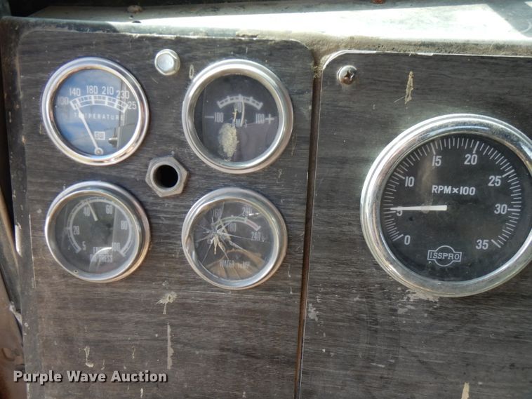 image for item FN9321 1980 Kenworth W900  semi truck