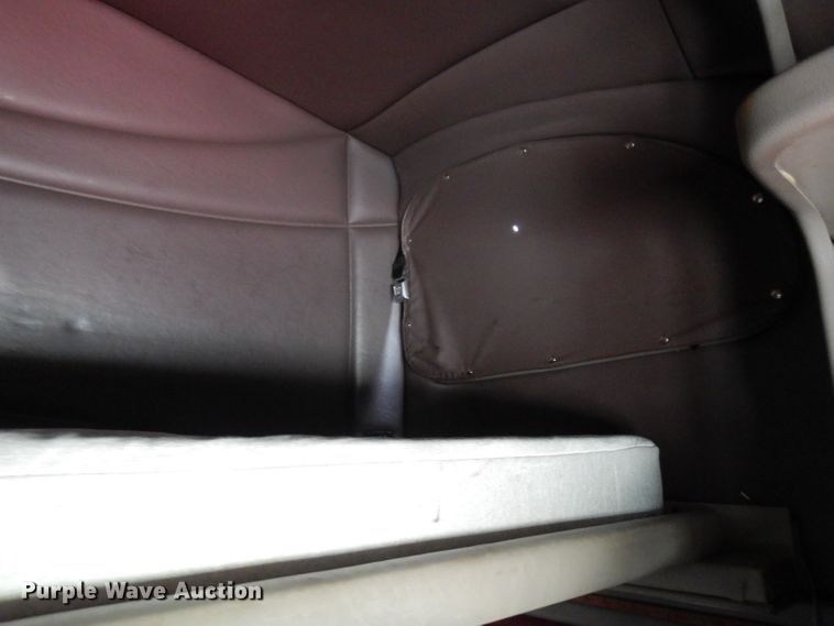 image for item FN9330 2009 Peterbilt 387  semi truck