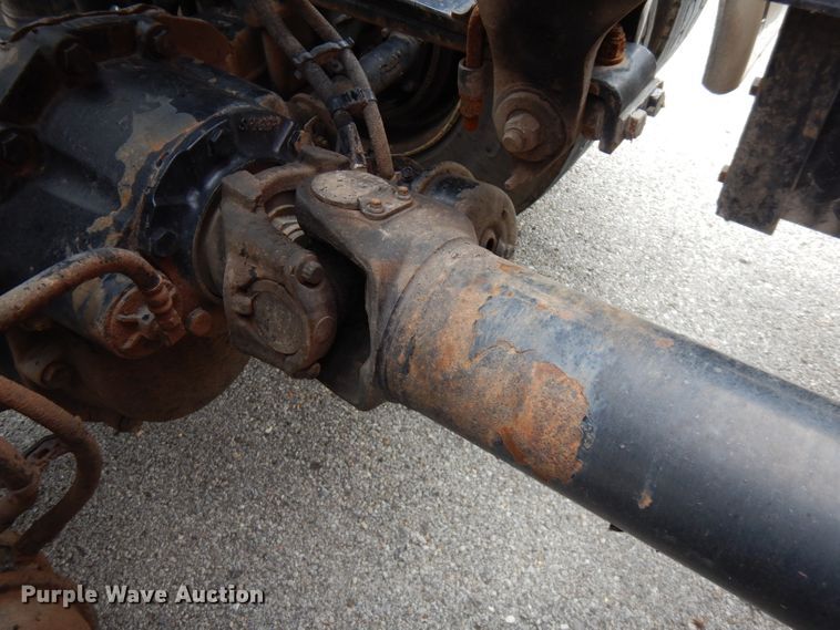 image for item FN9330 2009 Peterbilt 387  semi truck