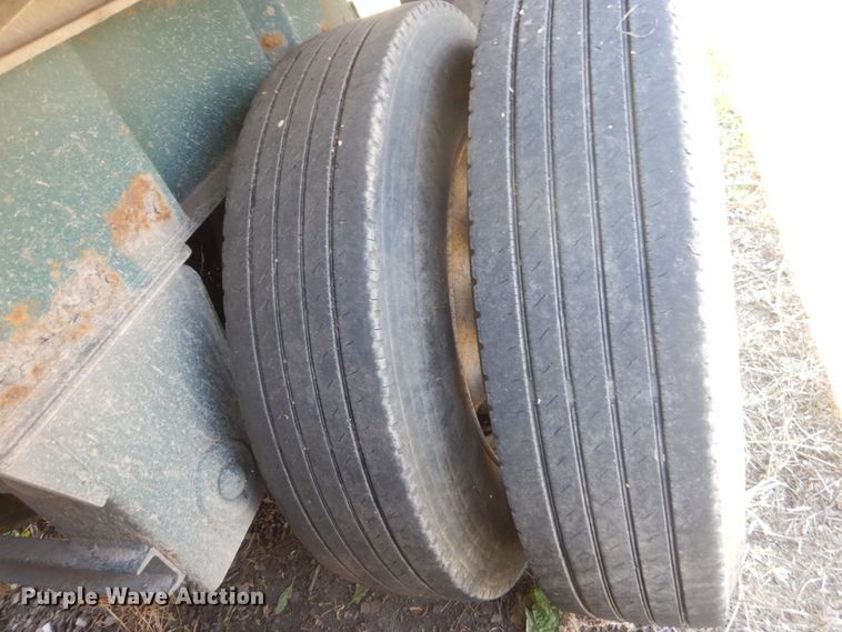 image for item FT9019 1996 East end dump trailer