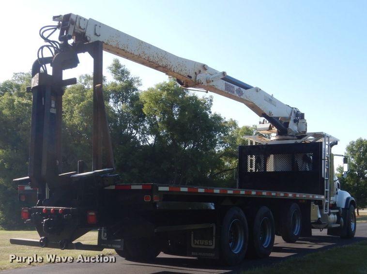 image for item FT9021 2004 Mack Granite  crane truck