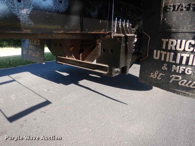 image for item FT9021 2004 Mack Granite  crane truck