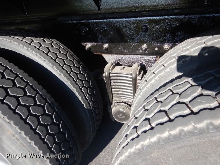 image for item FT9021 2004 Mack Granite  crane truck