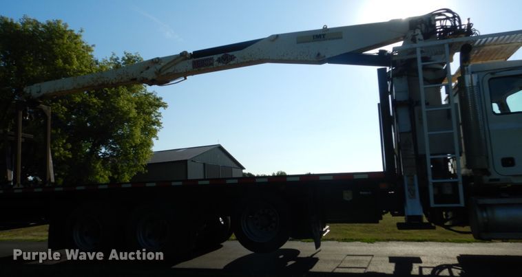 image for item FT9021 2004 Mack Granite  crane truck
