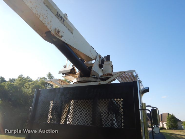 image for item FT9021 2004 Mack Granite  crane truck