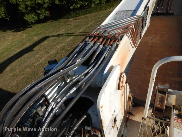 image for item FT9021 2004 Mack Granite  crane truck