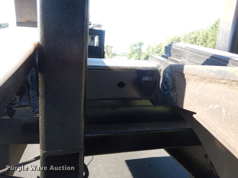 image for item FT9021 2004 Mack Granite  crane truck