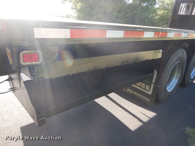 image for item FT9021 2004 Mack Granite  crane truck