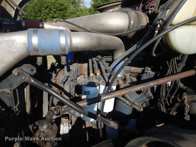 image for item FT9021 2004 Mack Granite  crane truck