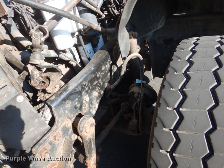 image for item FT9021 2004 Mack Granite  crane truck