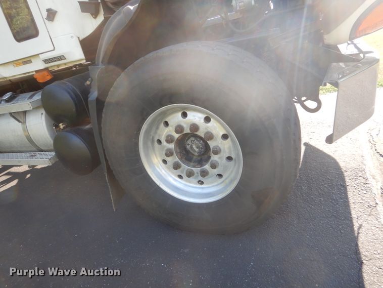 image for item FT9021 2004 Mack Granite  crane truck