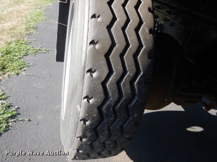 image for item FT9021 2004 Mack Granite  crane truck